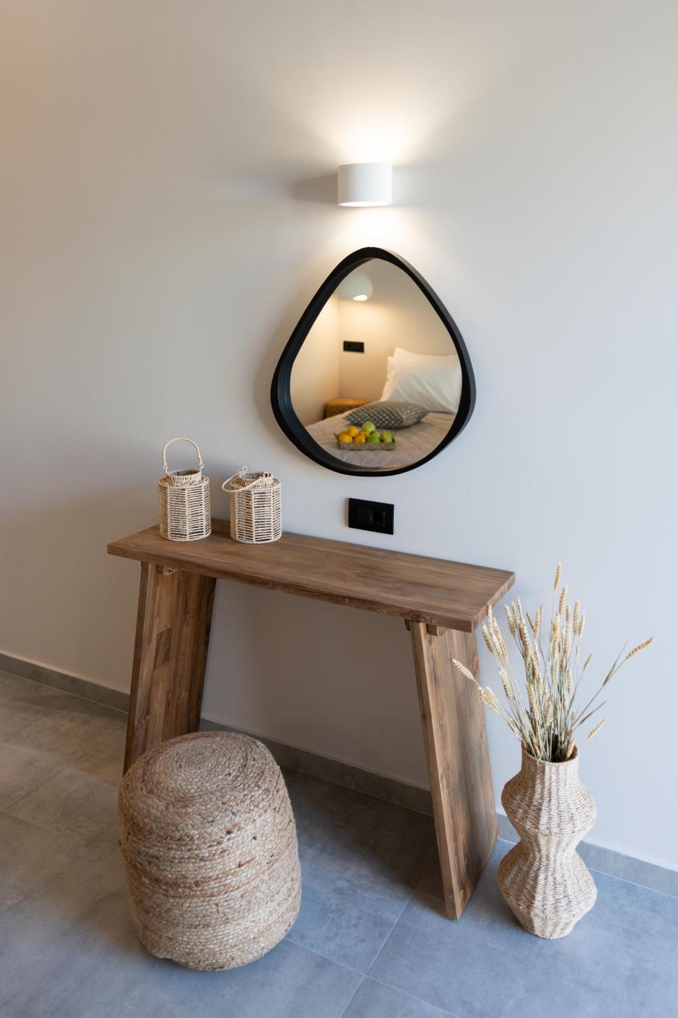 Afesou Suites Ialysos  Pokoj fotografie