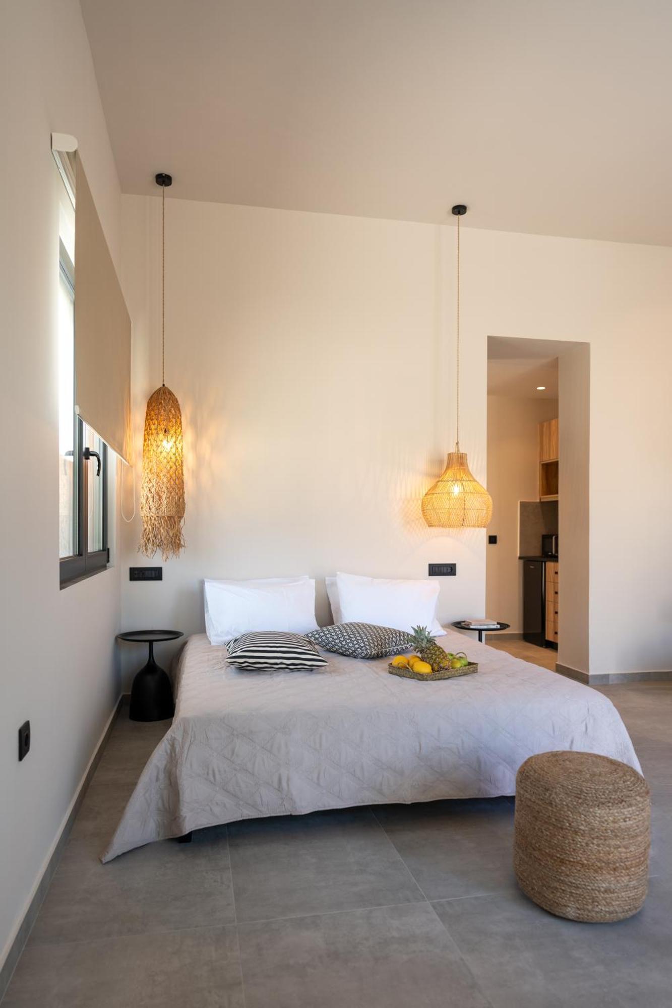 Afesou Suites Ialysos  Pokoj fotografie