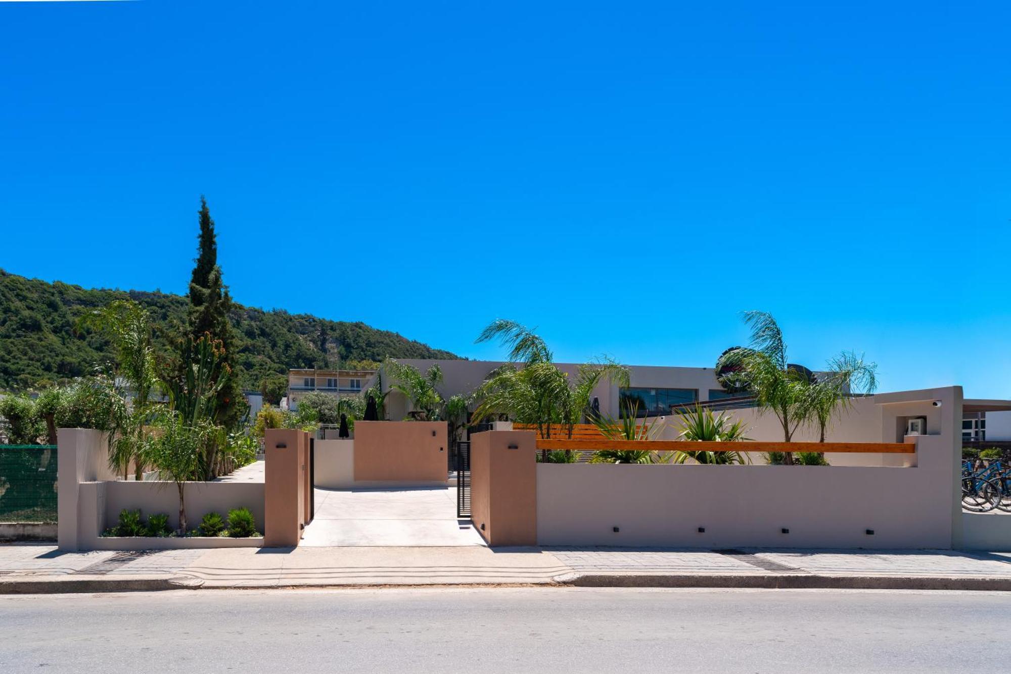 Afesou Suites Ialysos  Exteriér fotografie